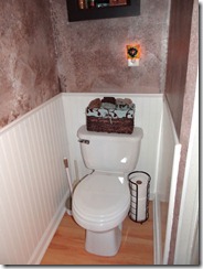 working-toilet-in-the-studi