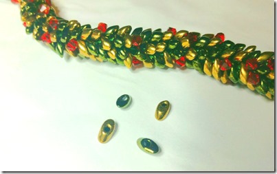 kumihimo-christmas-bracelet