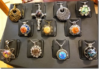 harvest-fest-black-display