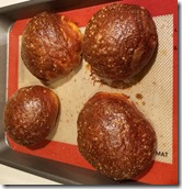 pretzel-buns